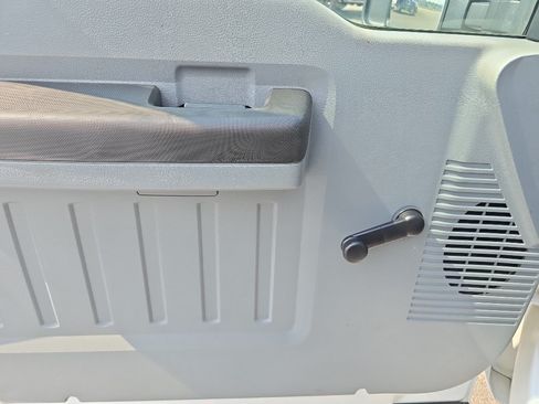 Used 2014 Ford F250 XL RWD image 13