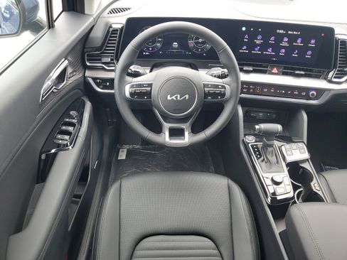 New 2025 Kia Sportage SX image 31