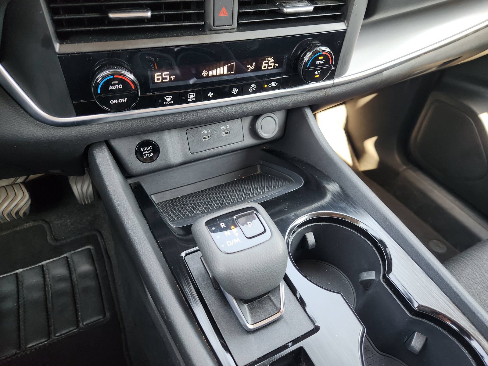 Used 2024 Nissan Rogue SV AWD/4WD image 24