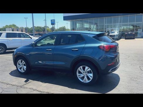 Certified 2024 Buick Encore GX Preferred w/ Comfort Package FWD image 6