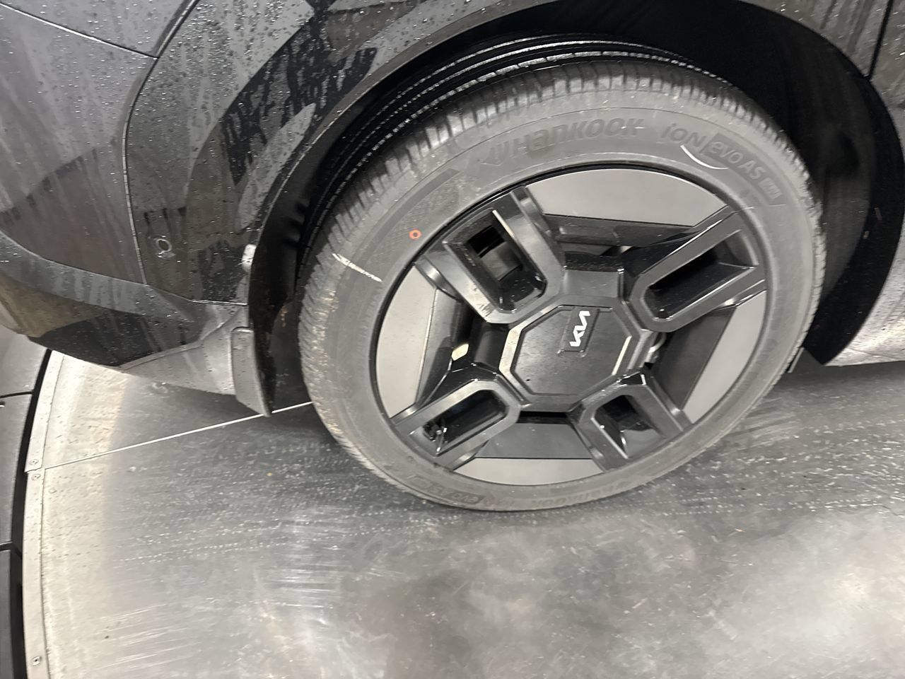 New 2026 Kia EV9 GT-Line AWD/4WD image 16