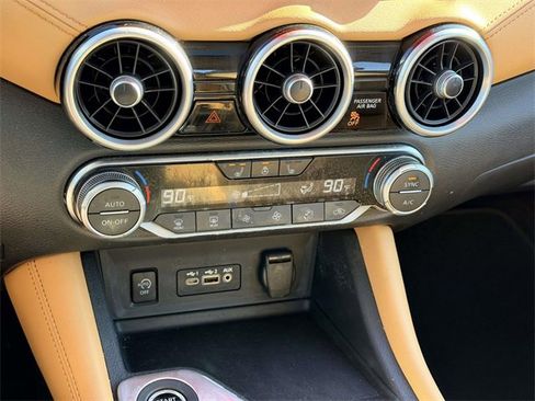 Used 2024 Nissan Sentra SV w/ SV Premium Package image 22