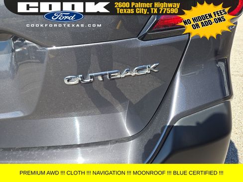 Used 2022 Subaru Outback Premium image 13