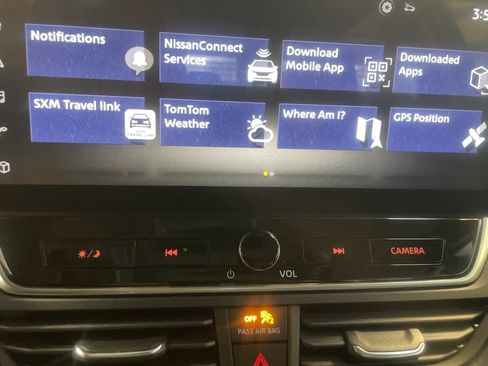 Used 2023 Nissan Altima 2.5 SV w/ SV Premium Package image 13