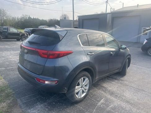 Used 2017 Kia Sportage LX image 4