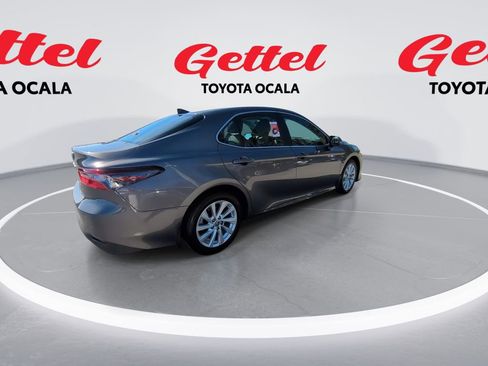 Used 2023 Toyota Camry LE image 8