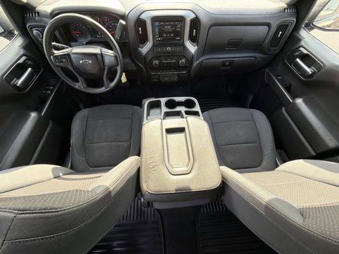 Certified 2019 Chevrolet Silverado 1500 Custom Trail Boss w/ Custom Convenience Package image 2