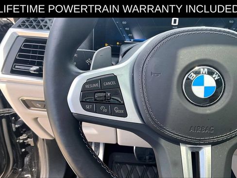 Used 2025 BMW X7 M60i AWD/4WD image 16
