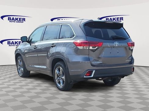 Used 2019 Toyota Highlander Limited Platinum image 7