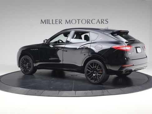 Used 2018 Maserati Levante S GranSport image 3