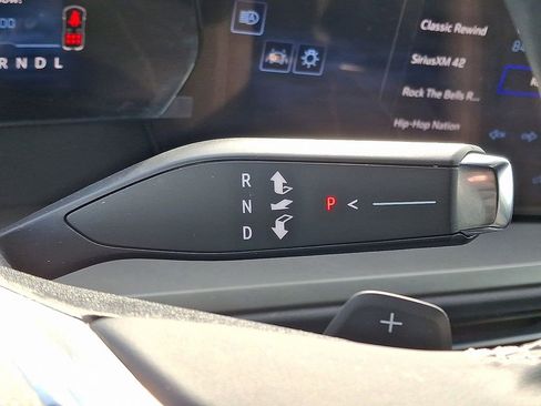 New 2025 Chevrolet Traverse LT w/ Driver Confidence Package image 41