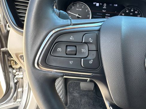 Used 2022 Buick Envision Avenir w/ Technology Package II image 32