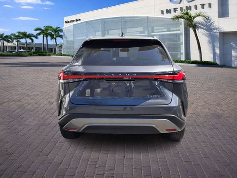 Used 2024 Lexus RX 350 350 Luxury w/ Convenience Package image 8