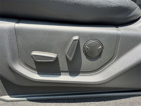 Used 2022 Ford F250 Lariat w/ Lariat Ultimate Package image 12