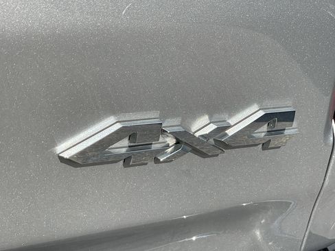 Used 2022 RAM 1500 Laramie image 11