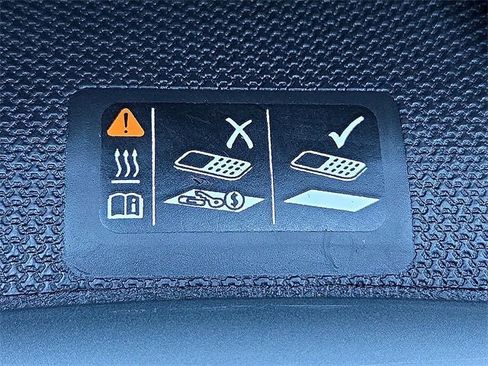 Used 2023 Chevrolet Blazer LT w/ Convenience Package image 23