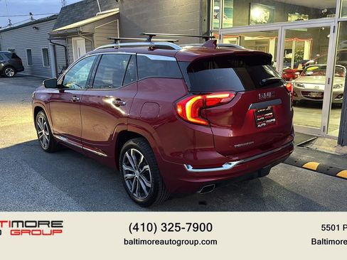 Used 2018 GMC Terrain Denali w/ Advanced Safety Package image 12