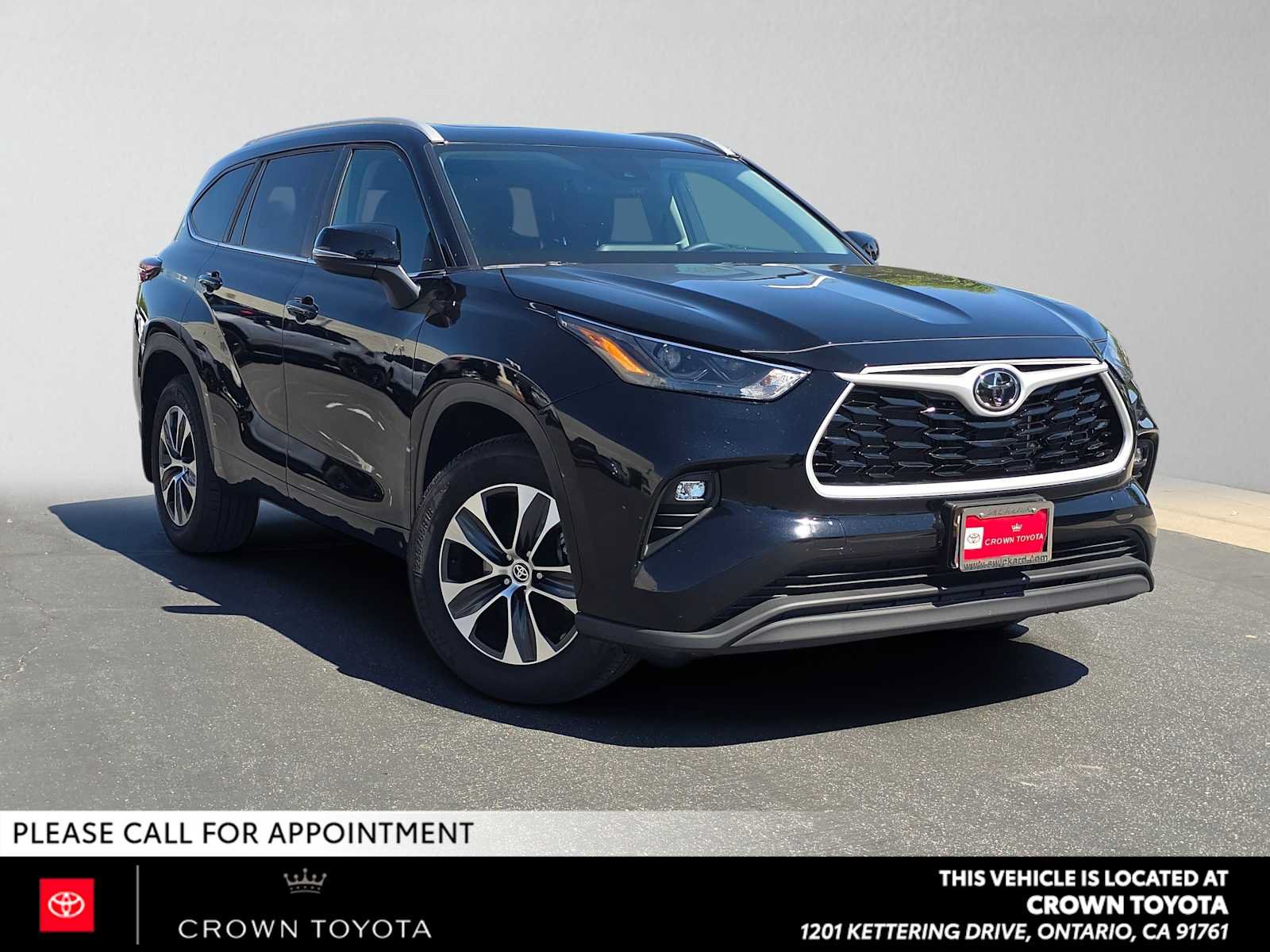 Certified 2026 Toyota Highlander XLE AWD/4WD image 1