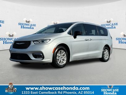 Used 2024 Chrysler Pacifica Touring-L