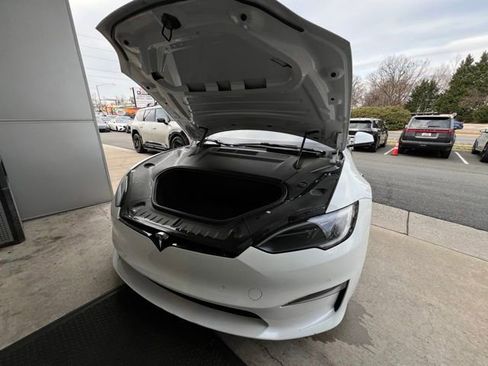 Used 2022 Tesla Model S image 28