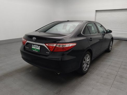 Used 2017 Toyota Camry XLE FWD image 9