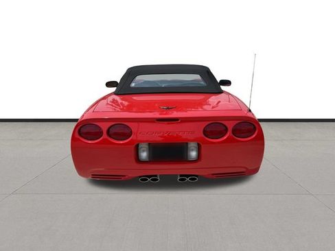 Used 2002 Chevrolet Corvette Convertible w/ Preferred Equipment Group2 RWD image 6