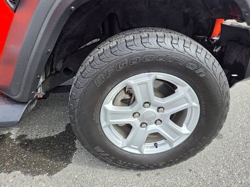 Used 2018 Jeep Wrangler Unlimited Sport S AWD/4WD image 21
