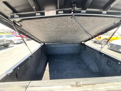 Used 2019 Ford F150 Lariat w/ Equipment Group 502A Luxury AWD/4WD image 14
