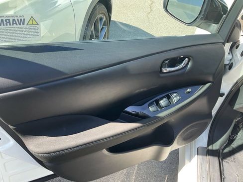 Used 2023 Nissan Leaf SV Plus image 12