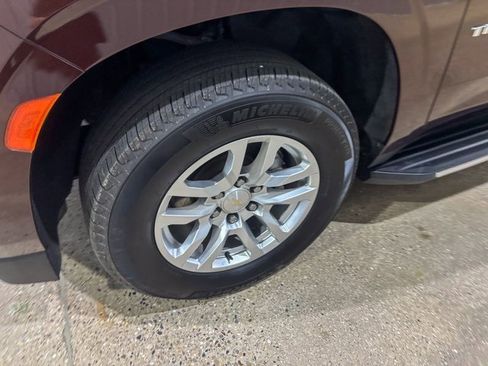 Used 2023 Chevrolet Tahoe LS image 12
