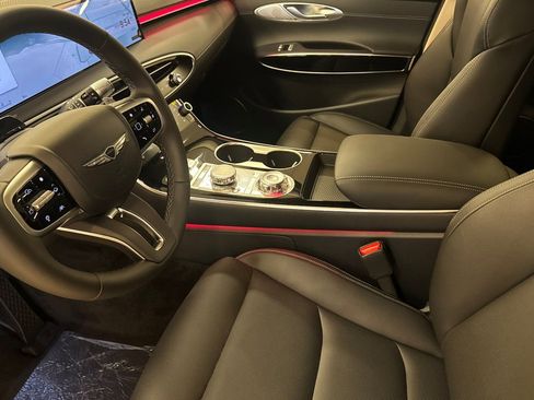 New 2026 Genesis GV70 2.5T AWD/4WD image 10