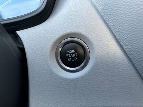 Used 2024 Toyota Corolla SE image 15