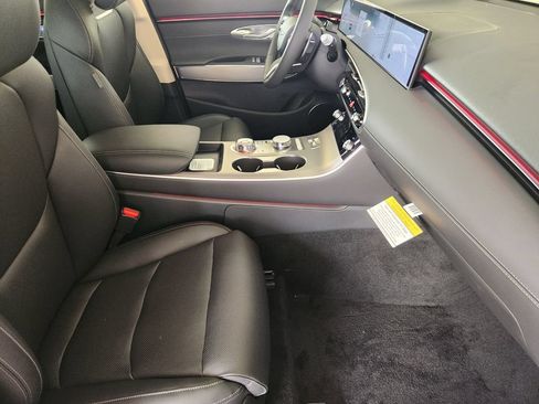 New 2026 Genesis GV70 2.5T Select AWD/4WD image 11
