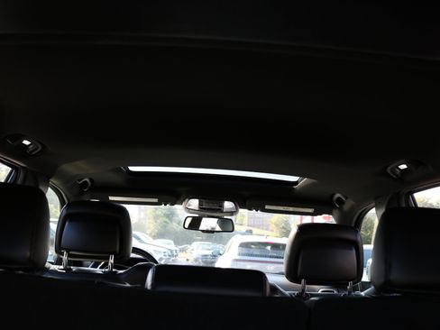 Used 2014 Jeep Grand Cherokee Limited image 45