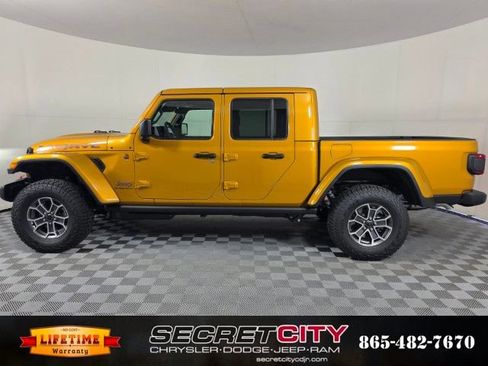 New 2026 Jeep Gladiator Mojave AWD/4WD image 4