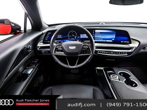 Used 2025 Cadillac Lyriq Sport image 5