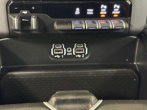Used 2022 RAM 1500 Laramie w/ Sport Appearance Package image 37
