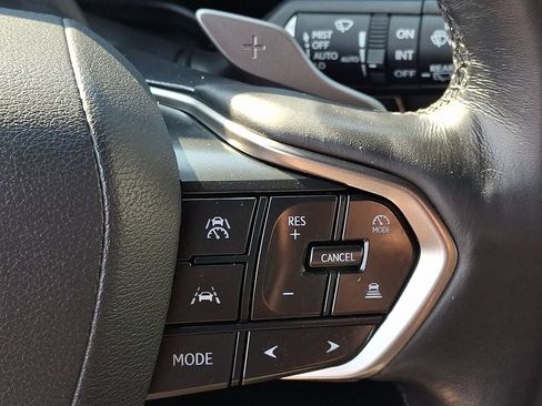 Used 2024 Lexus GX 550 w/ Accessory Package (2T) AWD/4WD image 26