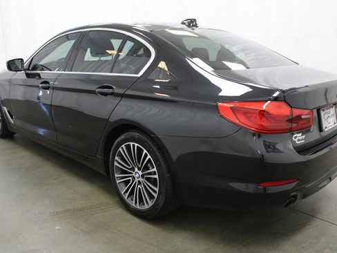 Used 2019 BMW 530i w/ Convenience Package image 8