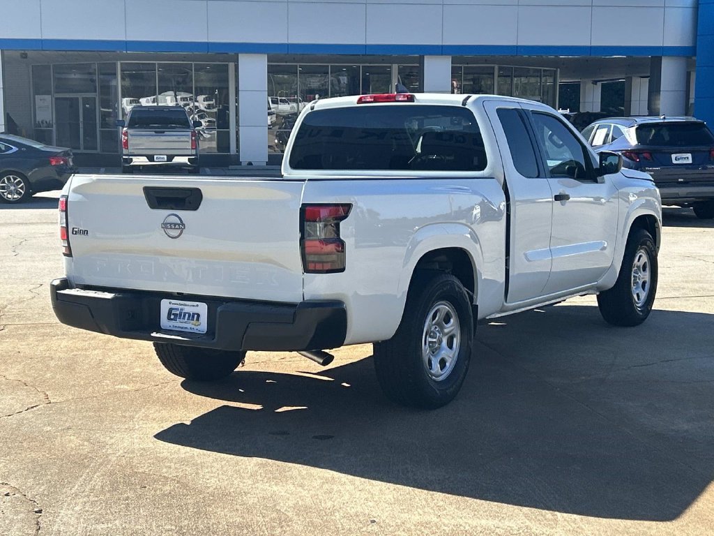 Used 2024 Nissan Frontier S RWD image 4