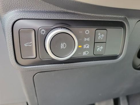 New 2025 Ford Explorer Active w/ Active Comfort Package image 16