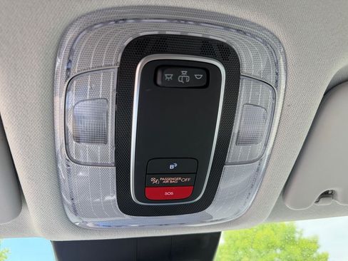 Used 2024 Hyundai Kona SEL AWD/4WD image 30