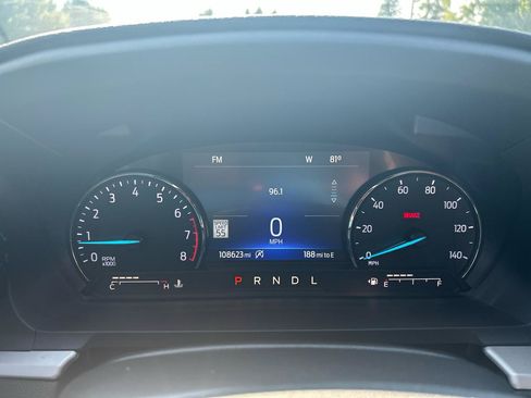 Used 2024 Ford Explorer XLT w/ Equipment Group 202A AWD/4WD image 11