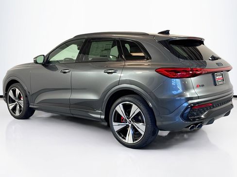 New 2025 Audi SQ5 Premium Plus image 7