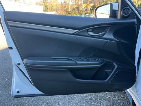 Used 2021 Honda Civic Sport image 10
