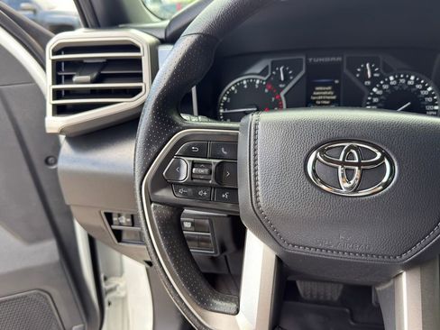Used 2025 Toyota Tundra SR5 AWD/4WD image 18