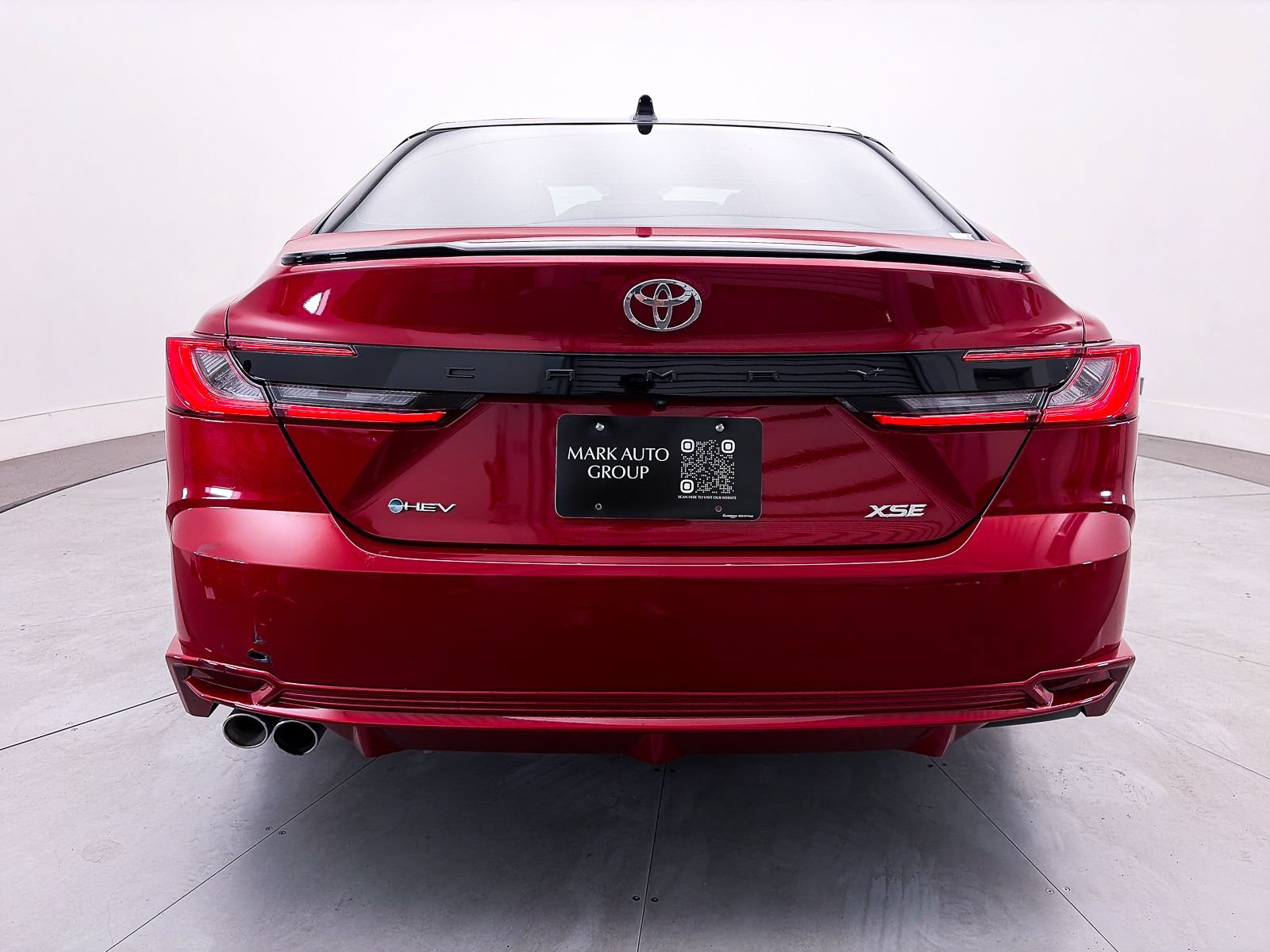 Used 2025 Toyota Camry XSE w/ Premium Package FWD image 19