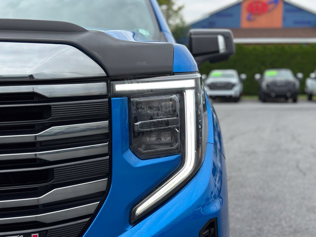 Certified 2023 GMC Sierra 1500 AT4 w/ AT4 Premium Package AWD/4WD image 39
