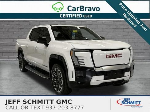 Certified 2026 GMC Sierra EV Denali AWD/4WD image 1