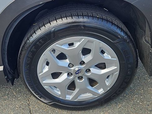 Used 2021 Subaru Forester AWD/4WD image 8